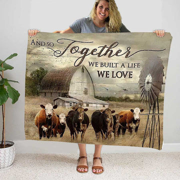 Uni Farm House Cattle Blanket