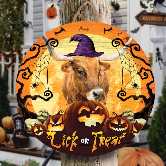 Uni TX-Longhorn Lick Or Treat Round Wooden Sign